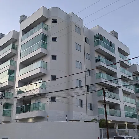 Apartamento VIP Toninhas Lumiere-2